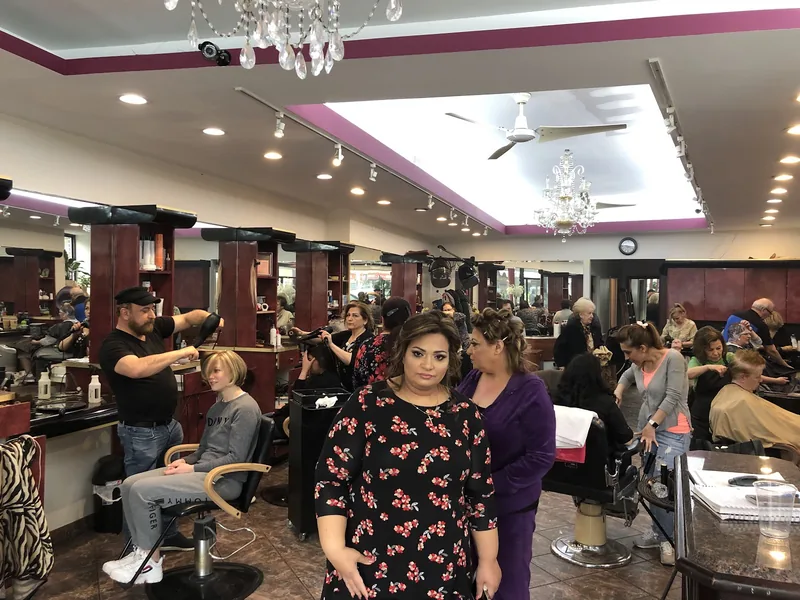 Alex Beauty Salon