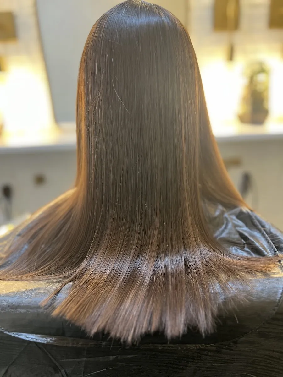 Kuon Salon, hair salon at 158 East 45th Street in Manhattan, New York