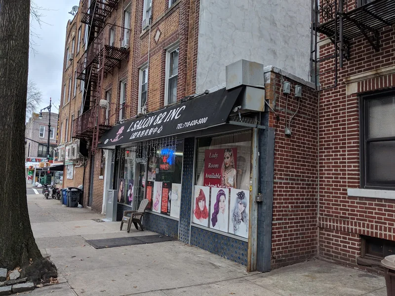 L Salon 82