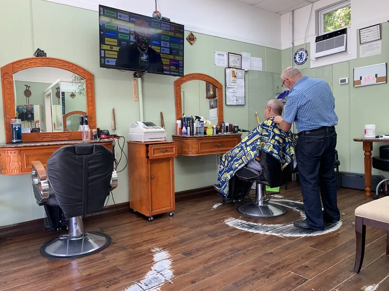 Michelle's Barber Shop, hair salon at 393 Avenue X in Brooklyn, New York
