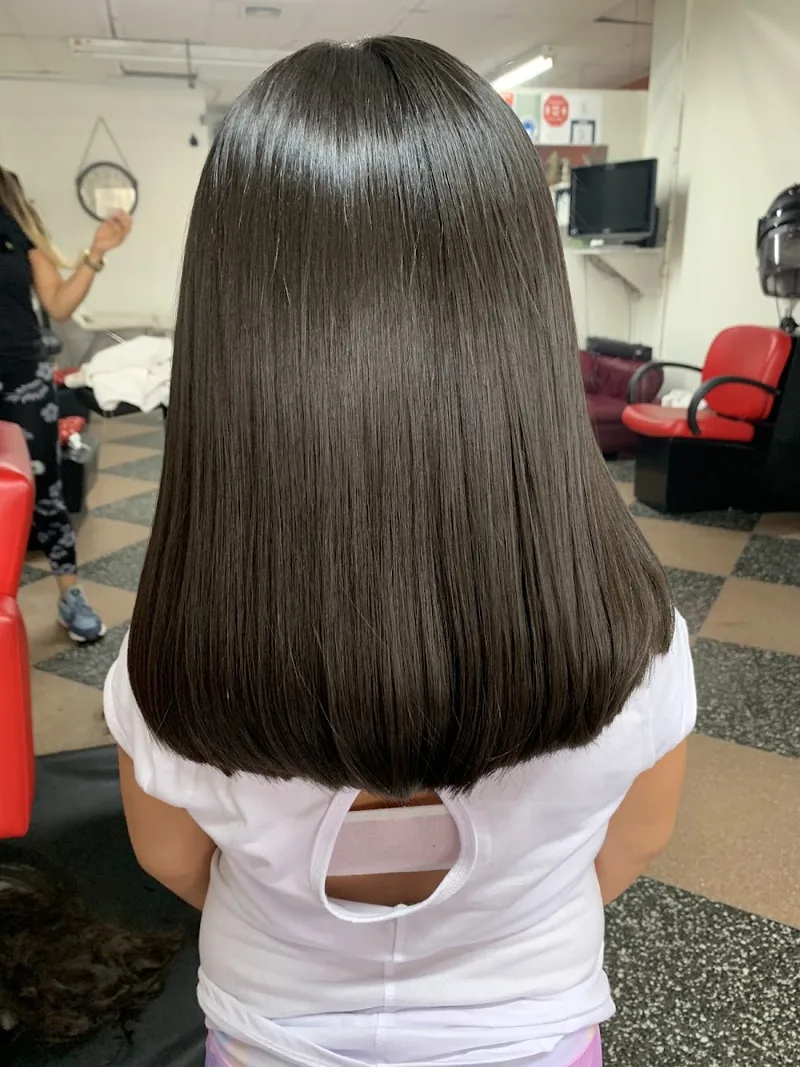 O & B Hair Salon, hair salon at 324 Van Brunt Street in Brooklyn, New York