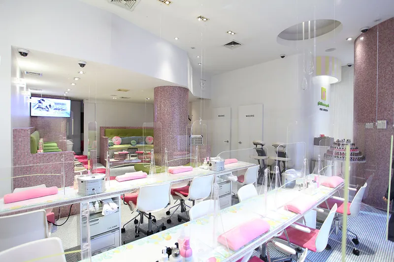 Pink Lemon Park Nail Studio