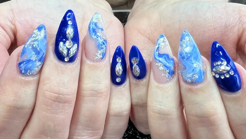 Queen A Nail