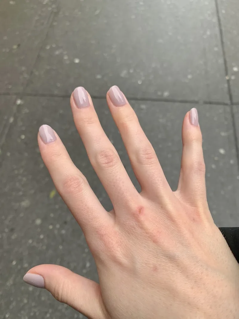 Susie's Nail Salon, beauty salon at 252 West 72nd Street in Manhattan, New York