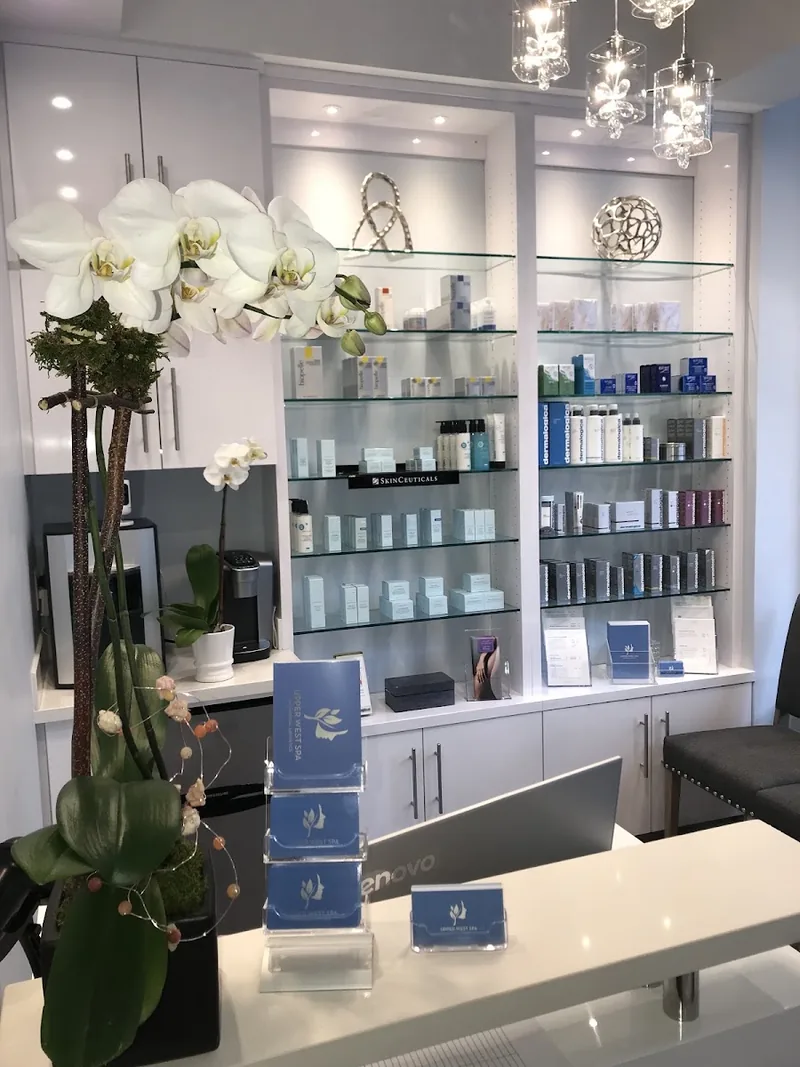 Upper West Spa, beauty salon at 189A Amsterdam Avenue in Manhattan, New York
