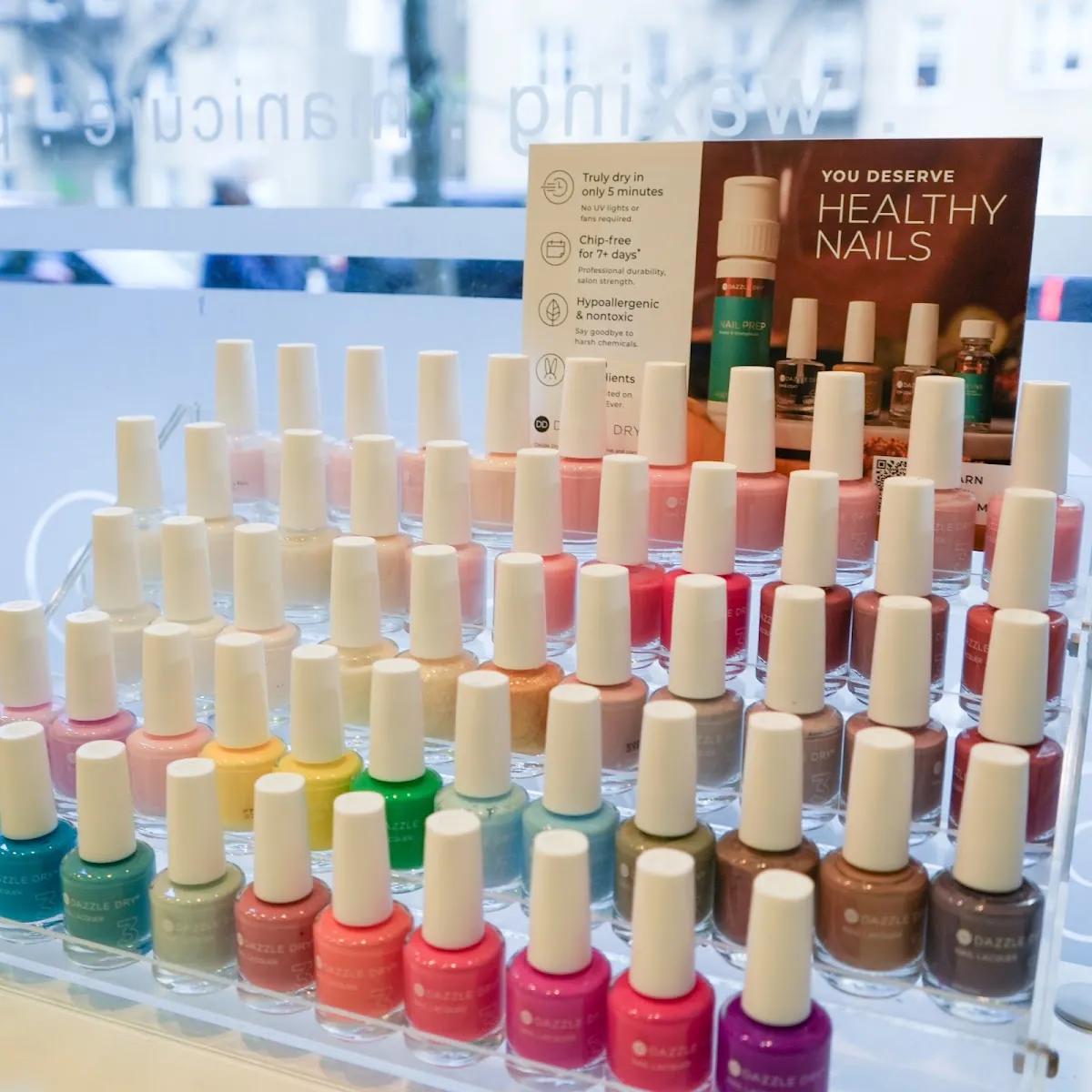 York Think Pink, beauty salon at 430 East 72nd Street in Queens, New York